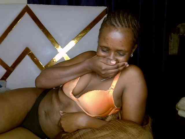 Caramel22 webcam
