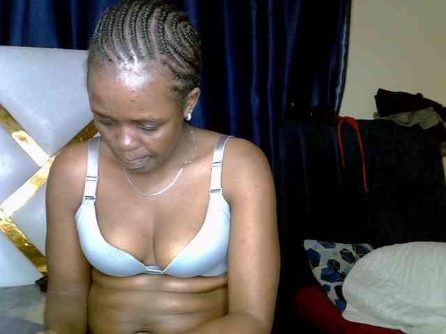 Caramel22 webcam