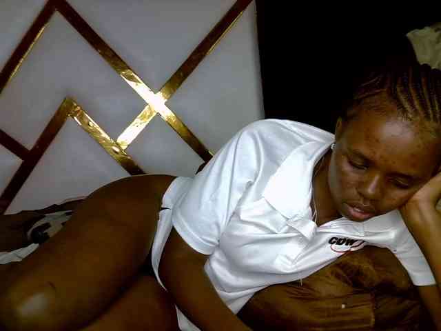 Caramel22 webcam