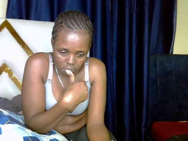 Caramel22 webcam