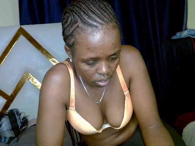 Caramel22 webcam