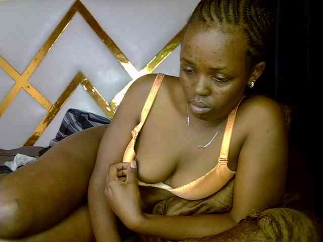 Caramel22 webcam