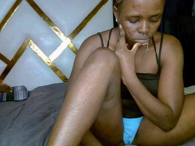 Caramel22 webcam