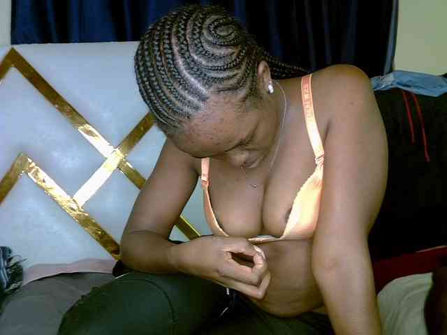 Caramel22 webcam