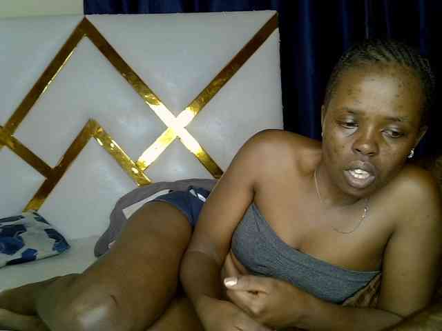 Caramel22 webcam