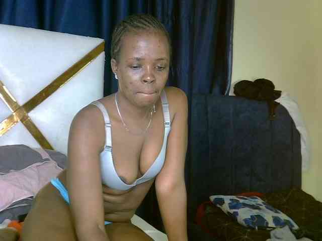Caramel22 webcam
