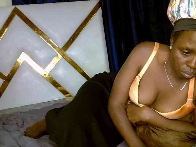 Caramel22 webcam