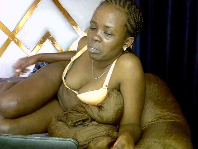 Caramel22 webcam