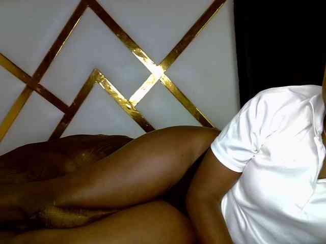 Caramel22 webcam