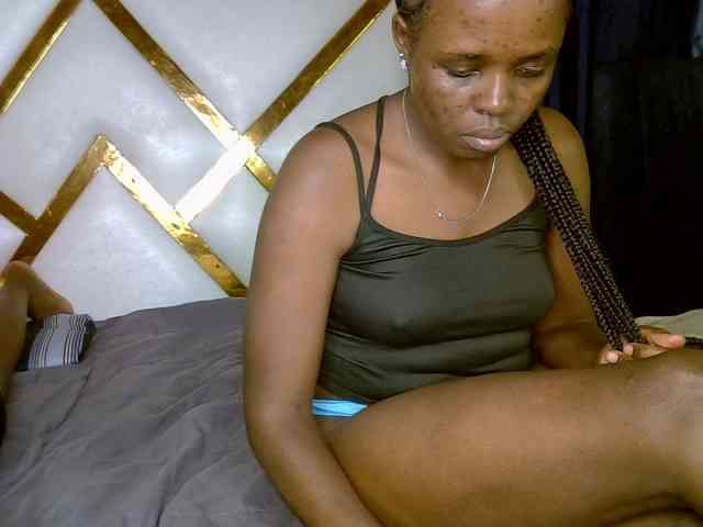 Caramel22 webcam