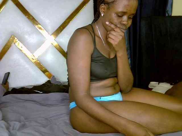 Caramel22 webcam