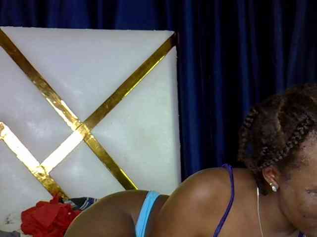 Caramel22 webcam
