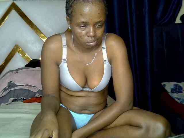 Caramel22 webcam