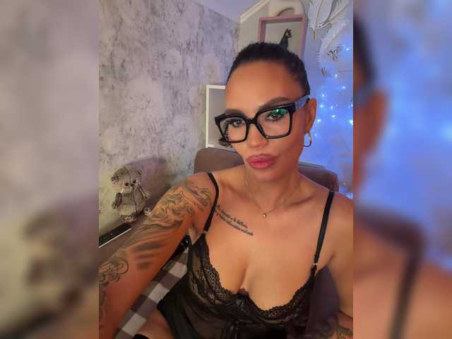 -BASTET-'s BongaCams show and profile