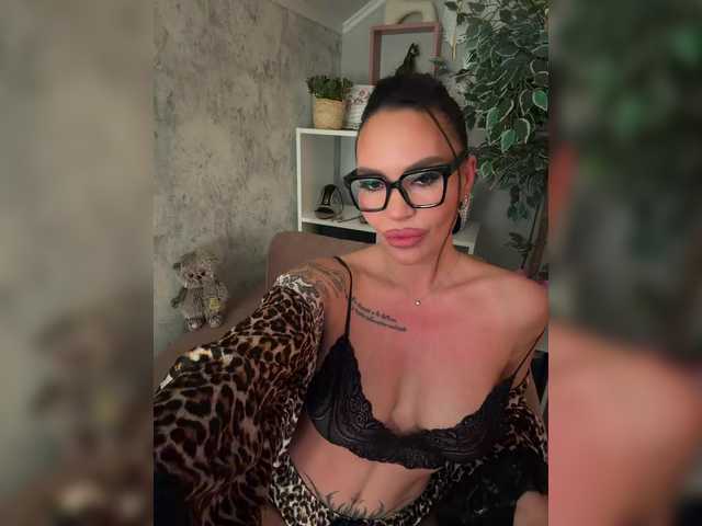 -BASTET-'s BongaCams show and profile