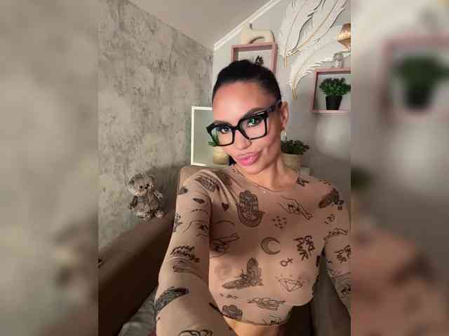 -BASTET- Live Webcam on BongaCams