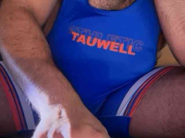 CloudyMuscleBeefy CloudyMuscleBeefy