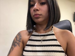 Alyssa-Ray Porn Show