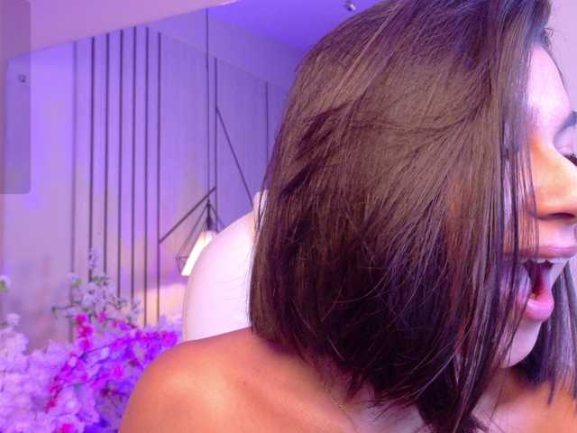 Alyssa-Ray's BongaCams show and profile