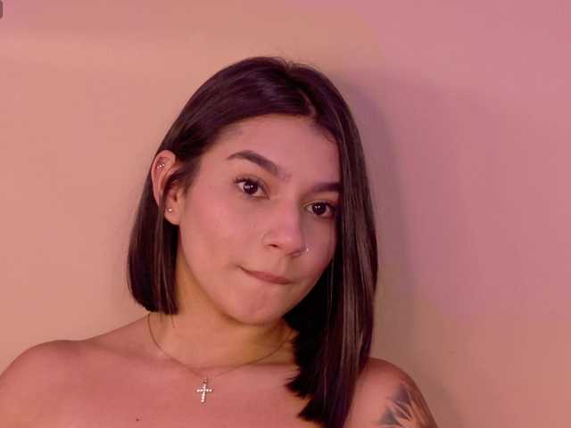 Alyssa-Ray's BongaCams show and profile