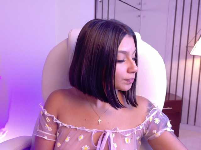 Alyssa-Ray's BongaCams show and profile