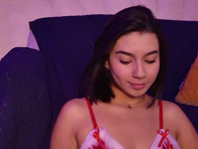 Alyssa-Ray webcam