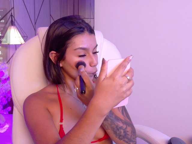 Alyssa-Ray's BongaCams show and profile