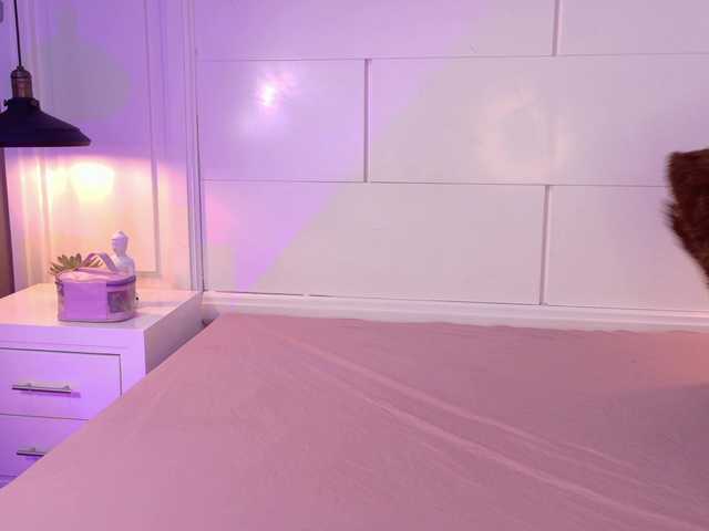 Alyssa-Ray's BongaCams show and profile