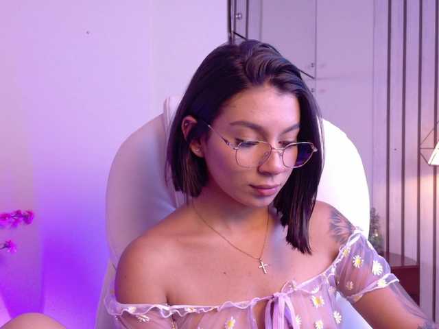 Alyssa-Ray's BongaCams show and profile