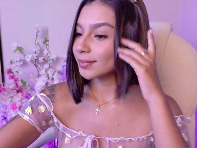 Alyssa-Ray's BongaCams show and profile