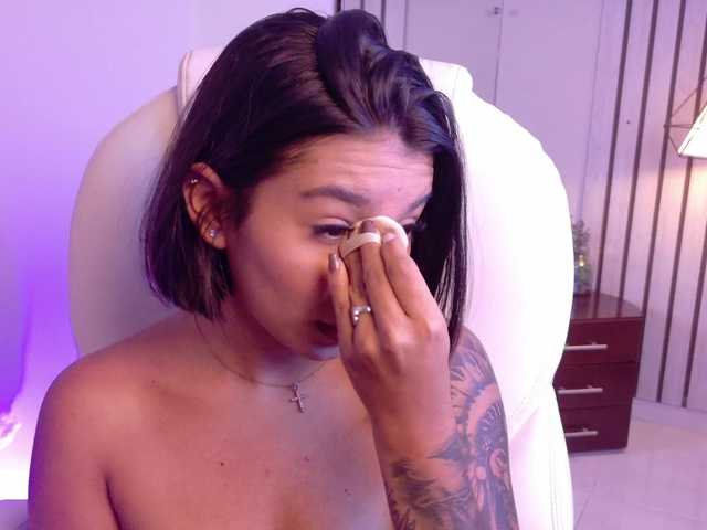 Alyssa-Ray's BongaCams show and profile