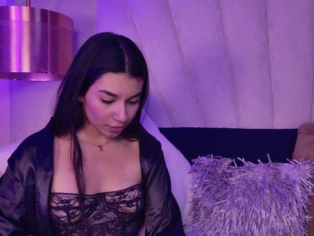  Alyssa-Ray chat room