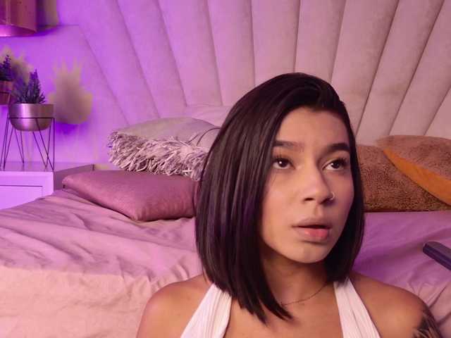 Alyssa-Ray's BongaCams show and profile