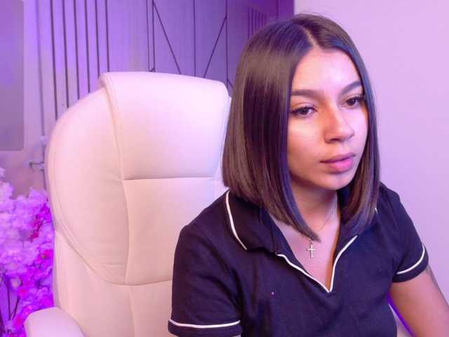 Alyssa-Ray's BongaCams show and profile