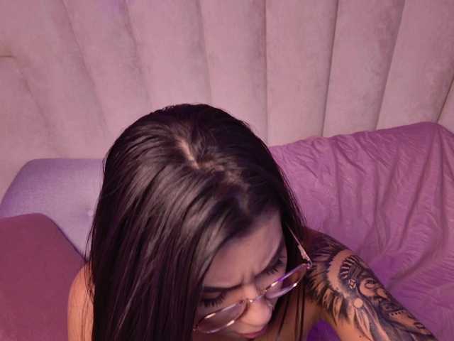 Alyssa-Ray's BongaCams show and profile