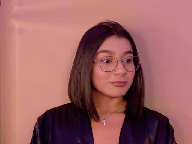 Alyssa-Ray's BongaCams show and profile