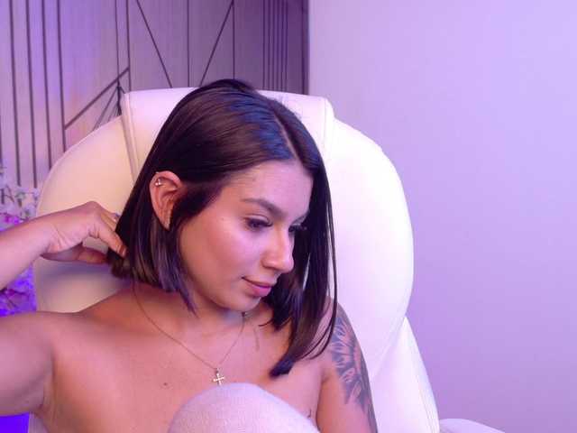 Alyssa-Ray's BongaCams show and profile