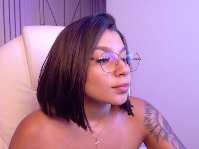 Alyssa-Ray's BongaCams show and profile