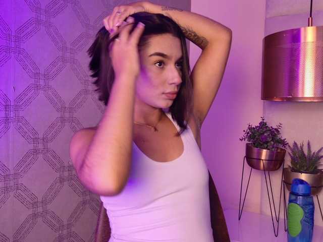 Alyssa-Ray's BongaCams show and profile