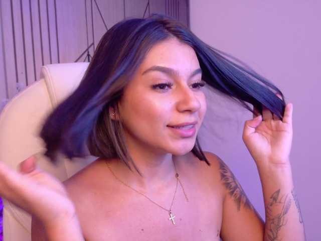 Alyssa-Ray's BongaCams show and profile