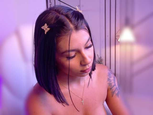 Alyssa-Ray's BongaCams show and profile