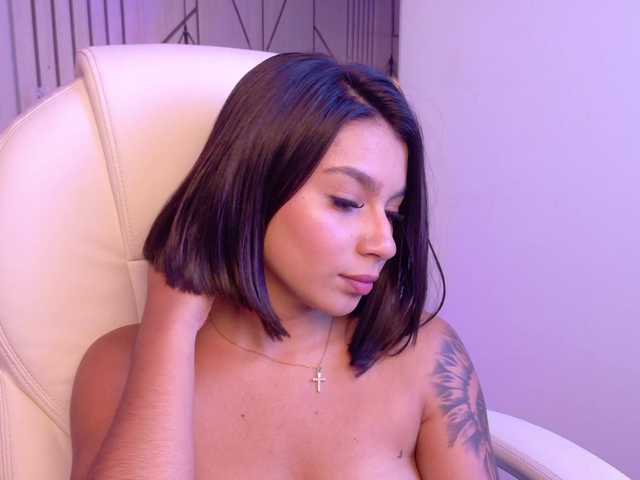 Alyssa-Ray's BongaCams show and profile