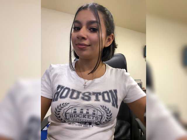 Alyssa-Ray's BongaCams show and profile