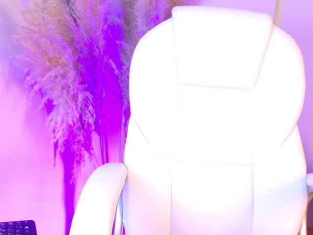 Alyssa-Ray's BongaCams show and profile