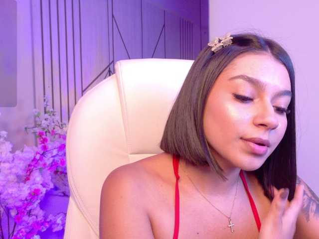Alyssa-Ray's BongaCams show and profile