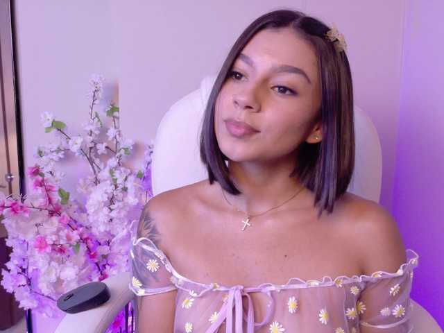 Alyssa-Ray's BongaCams show and profile