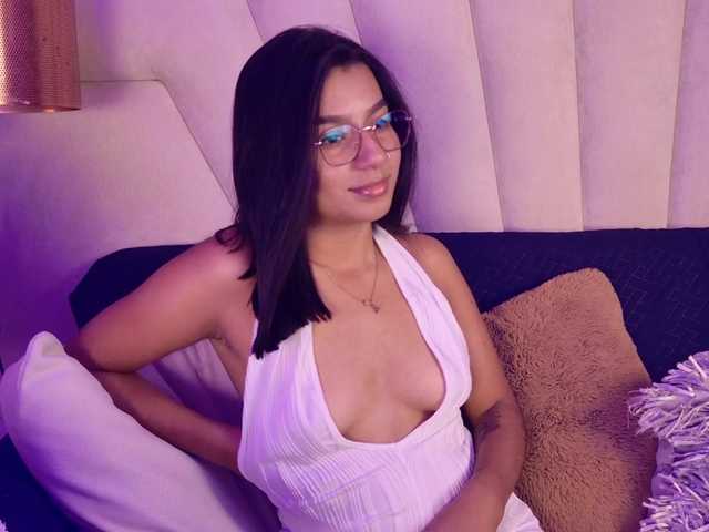 Alyssa-Ray's BongaCams show and profile