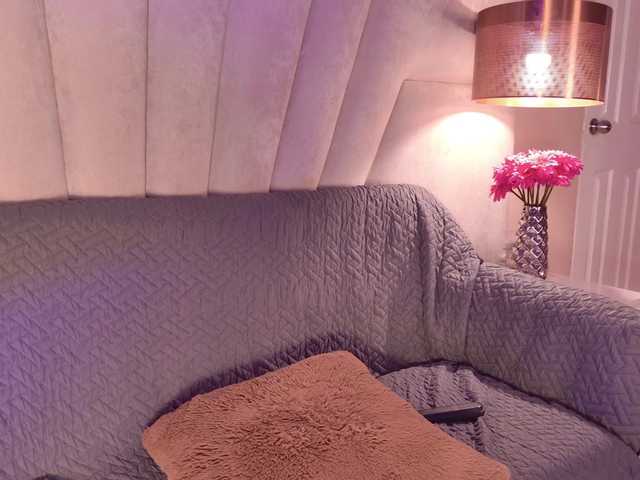 Alyssa-Ray's BongaCams show and profile