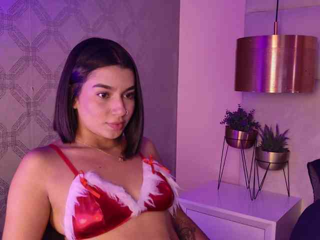 Alyssa-Ray Alyssa-Ray