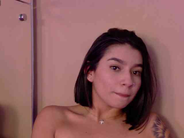 Alyssa-Ray Alyssa-Ray